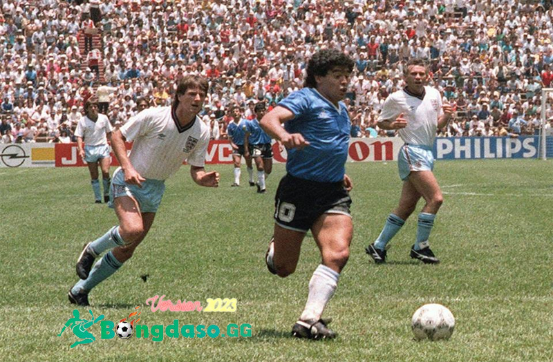 ban-thang-dep-nhat-the-gioi-cua-Diego-Maradona